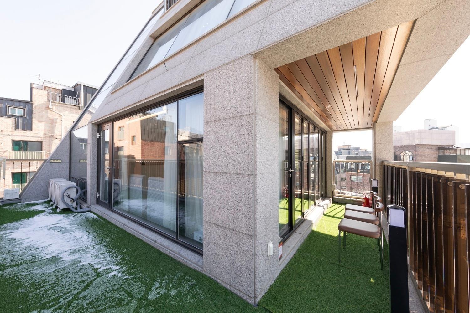 Apartment Hongdae #maru Yeonnam 3 # Cafe Street # Yeontral Park # Comfort # New Seoul