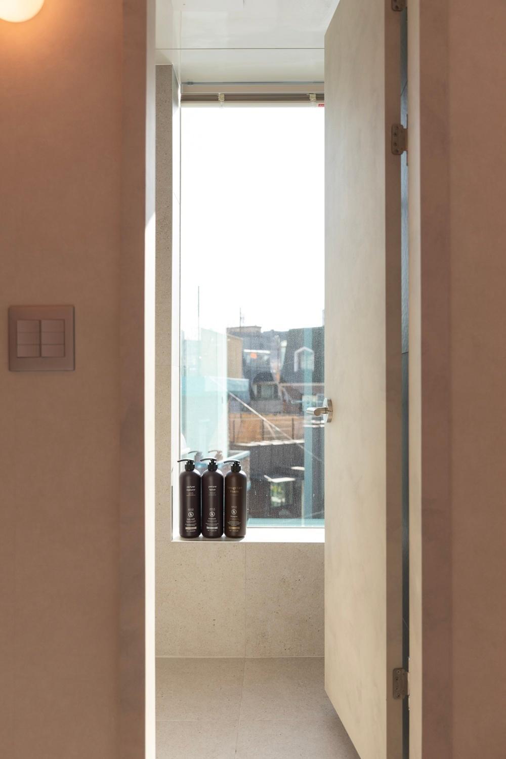 Apartment Hongdae #maru Yeonnam 3 # Cafe Street # Yeontral Park # Comfort # New *