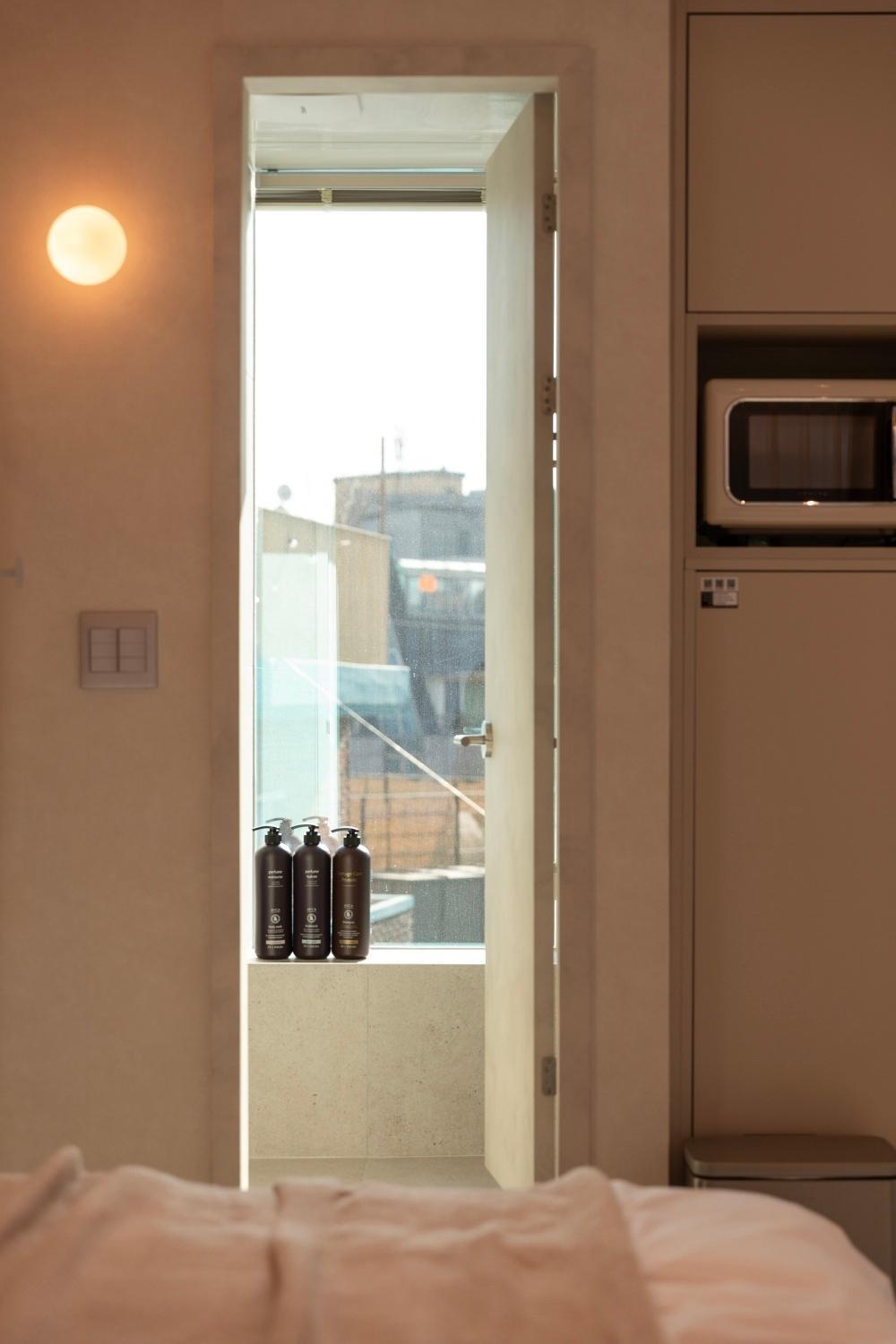 Hongdae #maru Yeonnam 3 # Cafe Street # Yeontral Park # Comfort # New Seoul